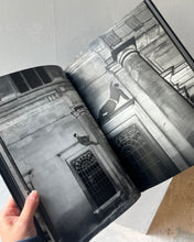 画像をギャラリービューアに読み込む, 書籍『The Night Climbers of Cambridge』Thomas Mailaender